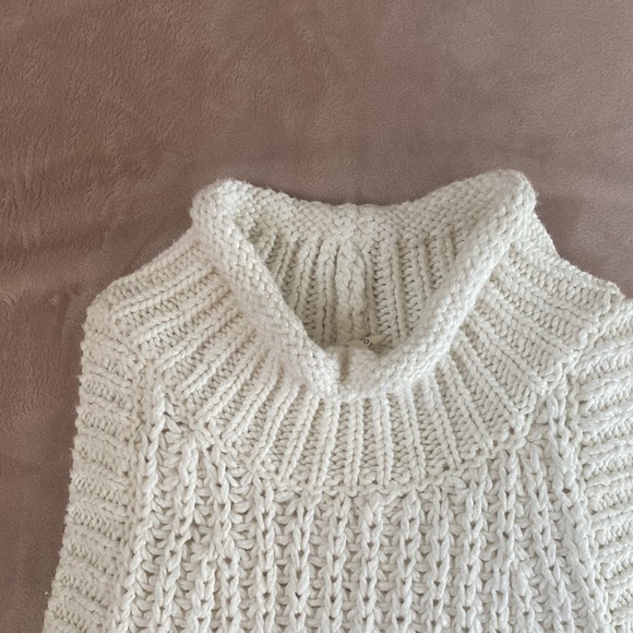 Sleeveless knit sweater from Anthropologie. - Picture 3 of 4